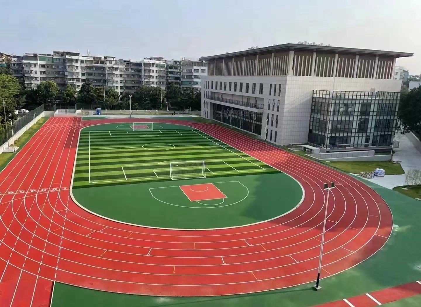 佛山市橡胶跑道塑胶篮球场 - 一站式服务